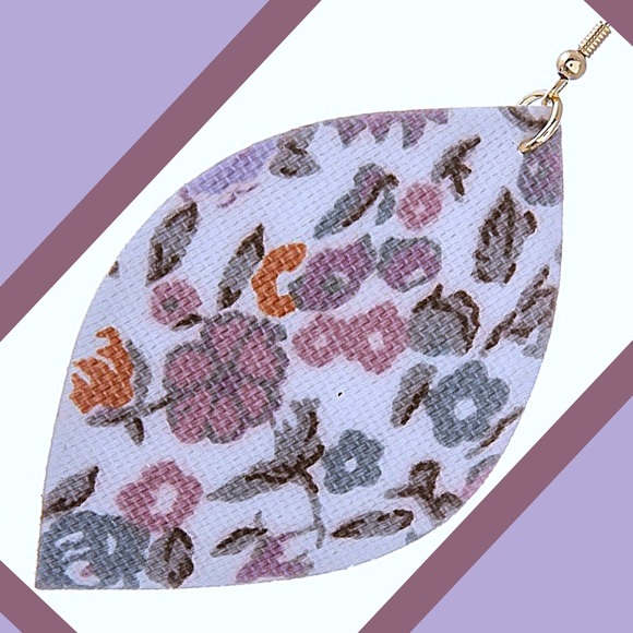 Faux Leather Violet Floral Print Oval Earrings NWT - Picture 2 of 7